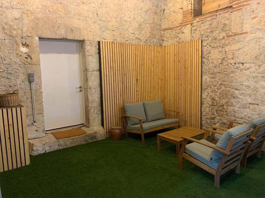 Villa Les Figuiers De Jeanne Castelculier Esterno foto